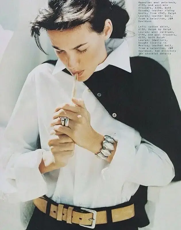 王菲相信爱情歌曲__王菲相信爱情