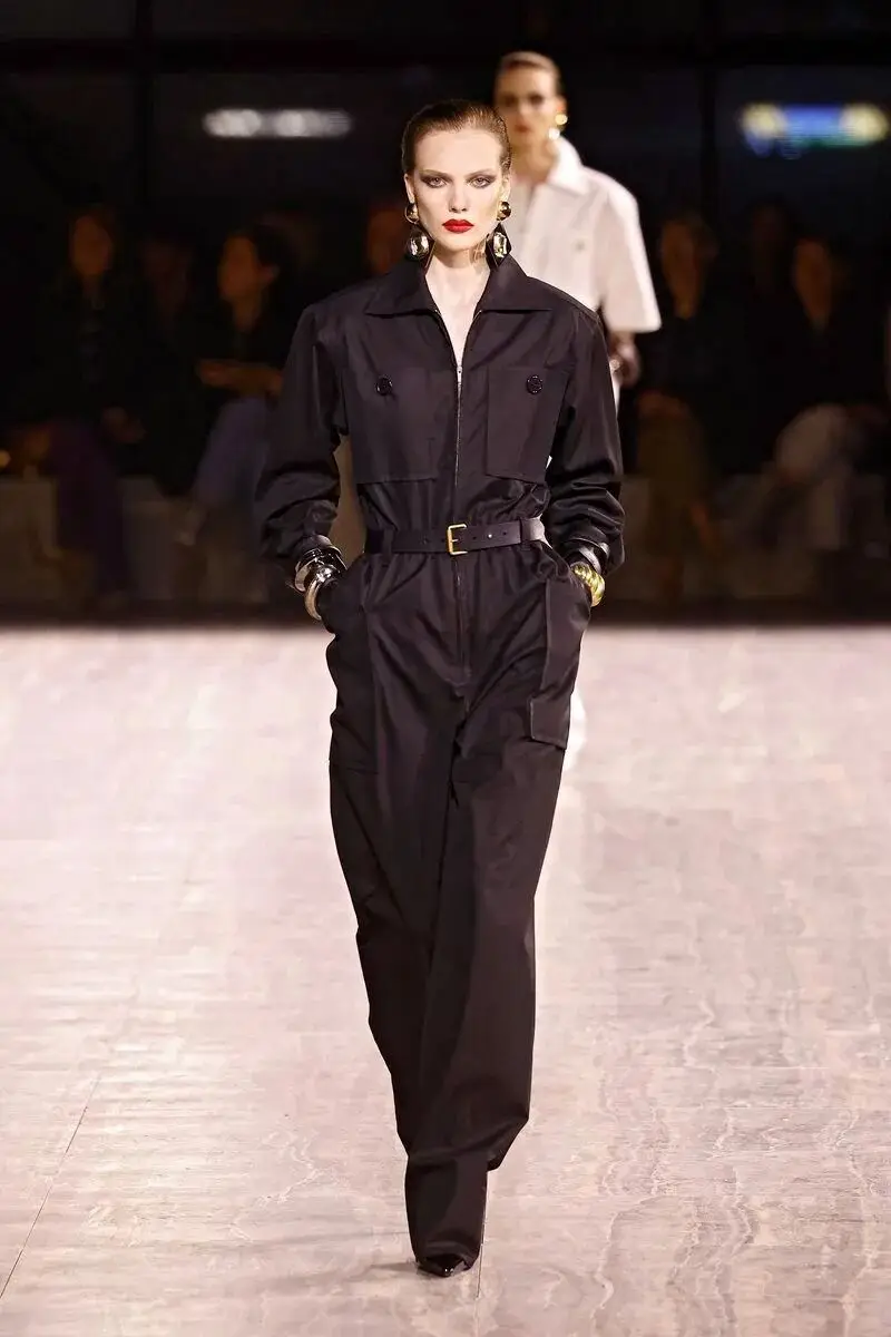 _王菲相信爱情_王菲相信爱情歌曲