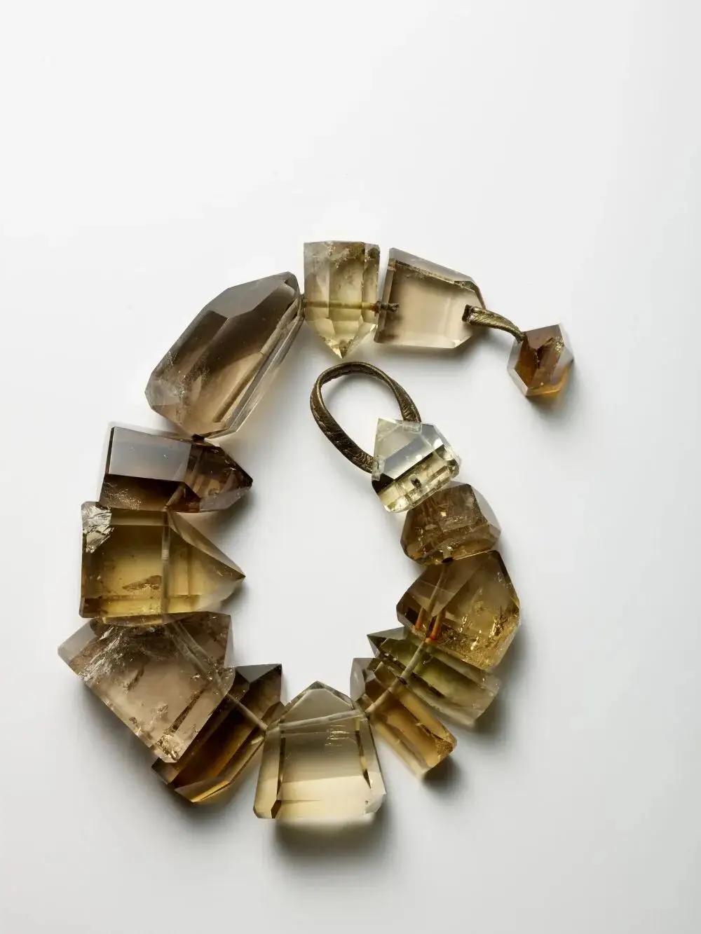 王菲相信爱情歌曲__王菲相信爱情