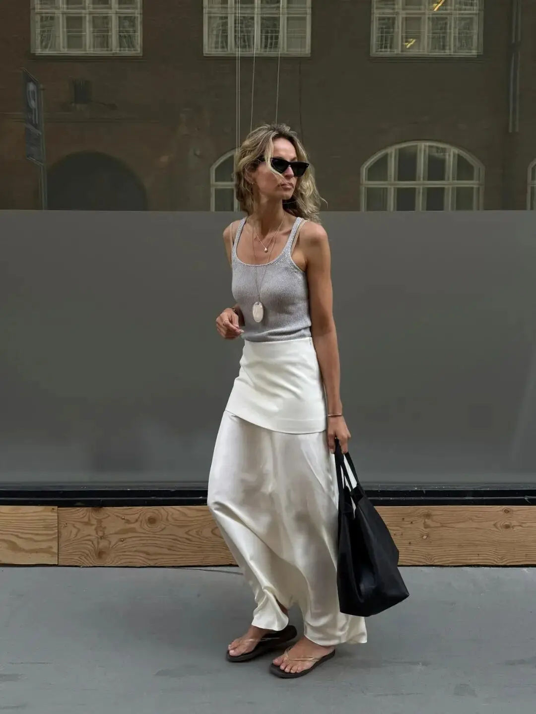 _王菲相信爱情歌曲_王菲相信爱情