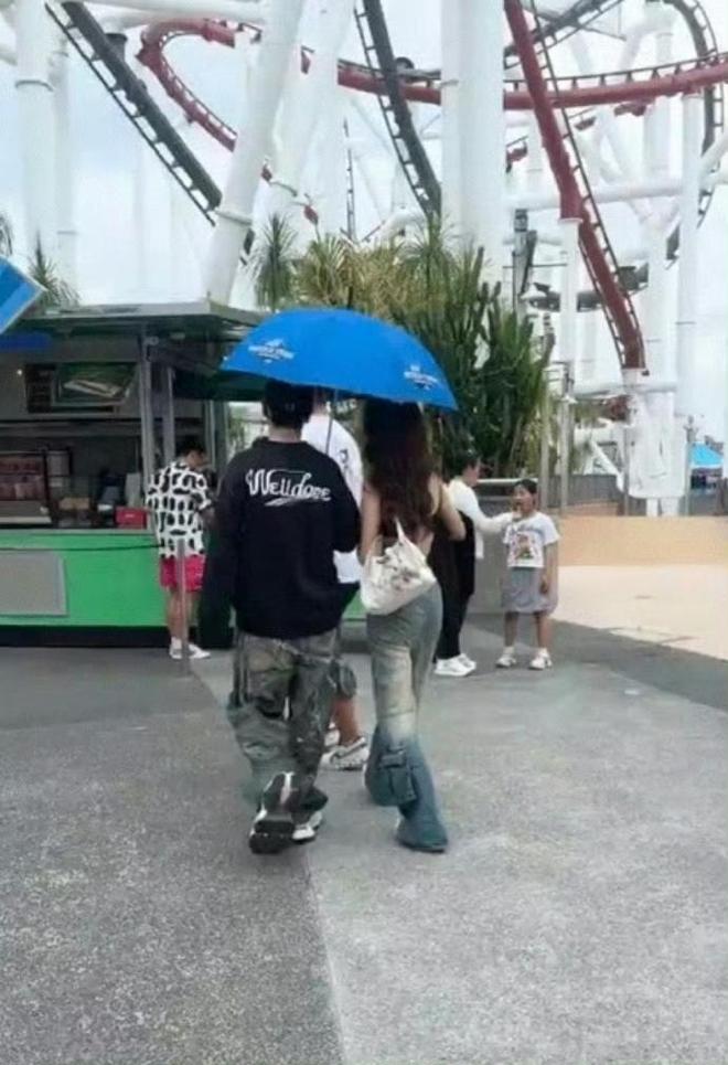 叶璇男友小默先生年龄_曝徐峥疑似出轨_