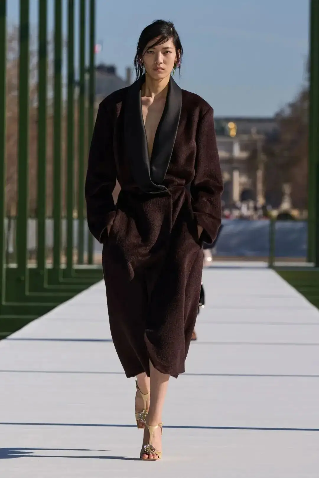 和李昀锐一起漫步迪奥花园_和李昀锐一起漫步迪奥花园_