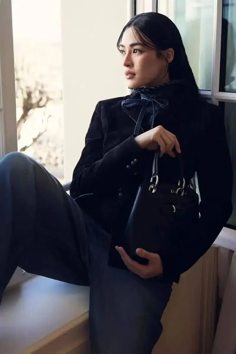 和李昀锐一起漫步迪奥花园__和李昀锐一起漫步迪奥花园