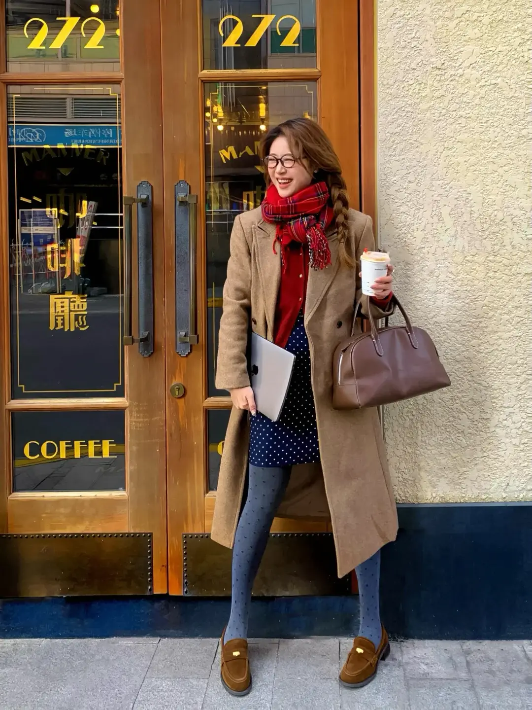 _棕色鞋好看吗_棕色鞋搭配什么颜色好看