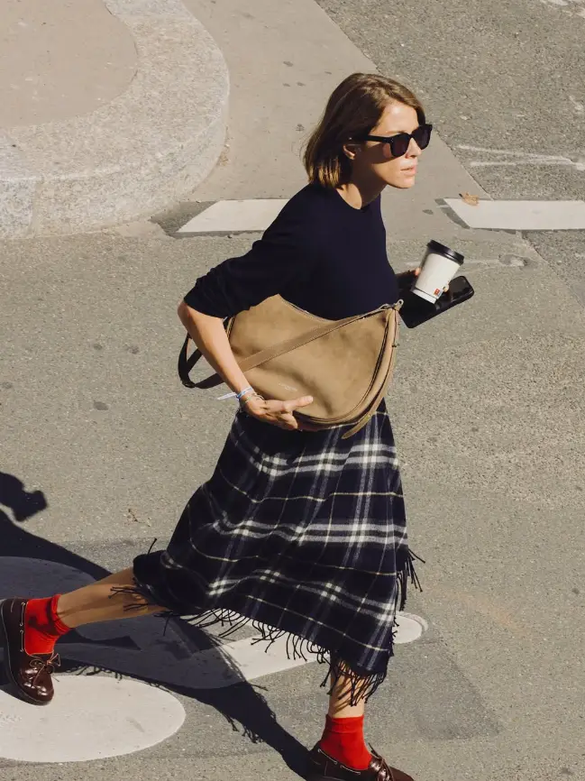 棕色鞋好看吗_棕色鞋搭配什么颜色好看_