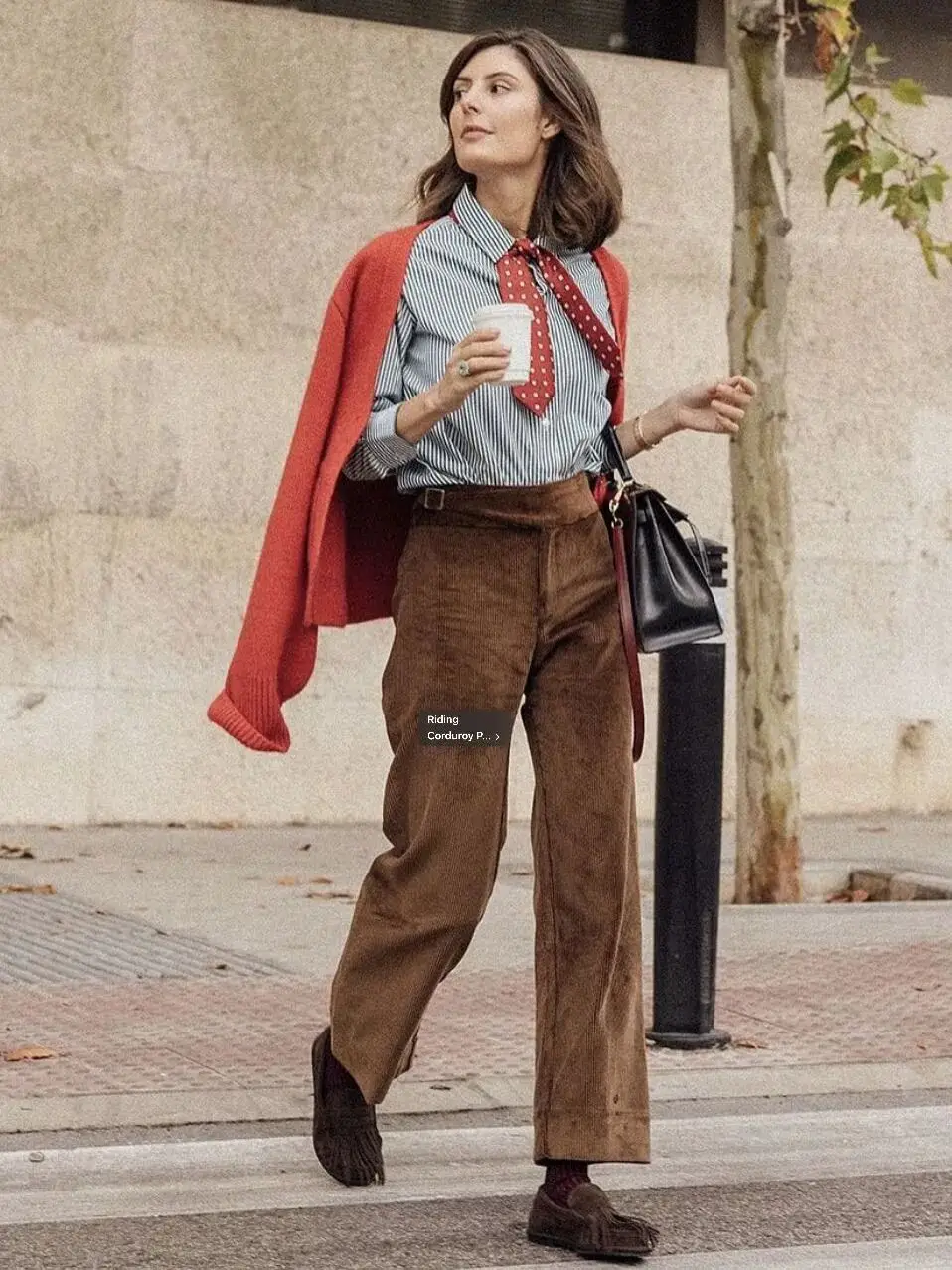 _棕色鞋搭配什么颜色好看_棕色鞋好看吗