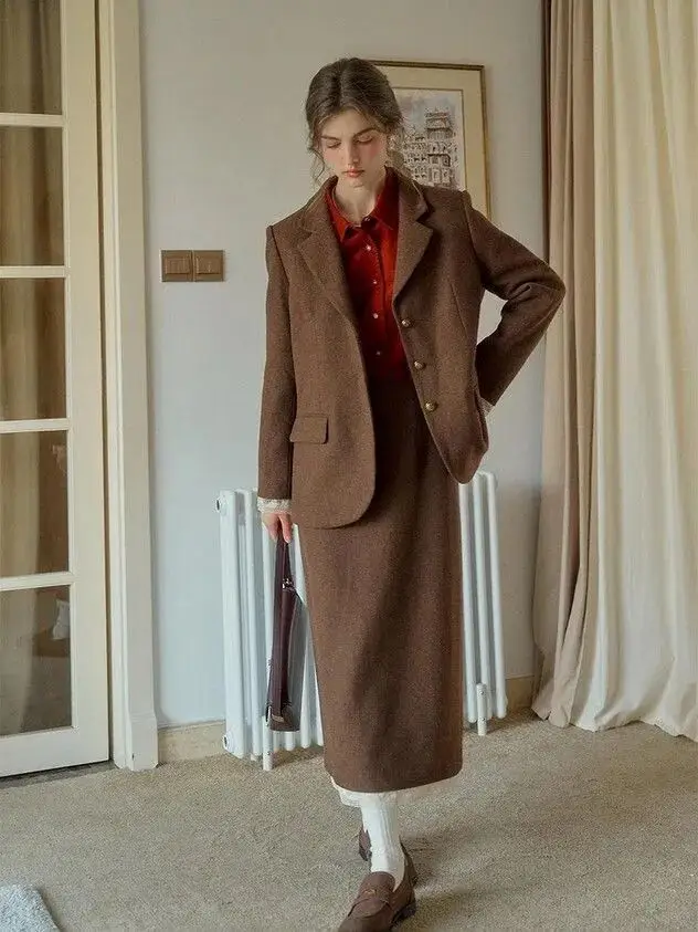 棕色鞋搭配什么颜色好看_棕色鞋好看吗_