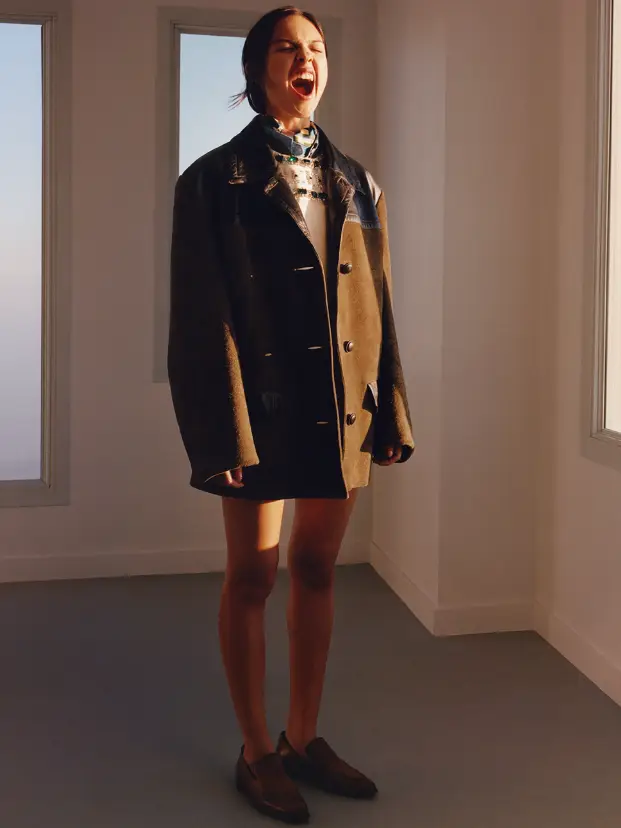 棕色鞋搭配什么颜色好看_棕色鞋好看吗_