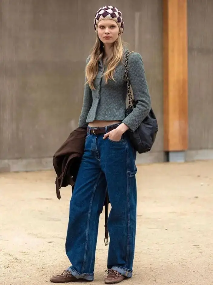 棕色鞋搭配什么颜色好看__棕色鞋好看吗