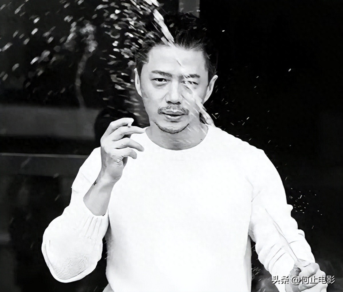 内娱宠妻狂魔，追了9年才结婚，因为妻子怕疼他做了15年丁克！