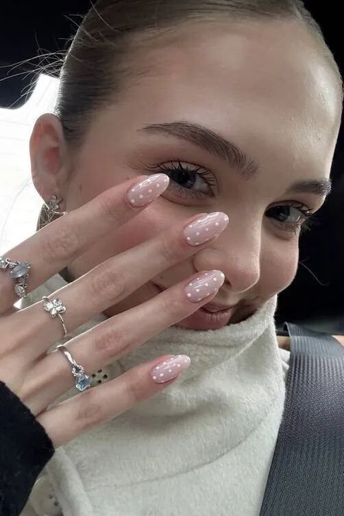 新年做美甲的广告词__新年做美甲的文案