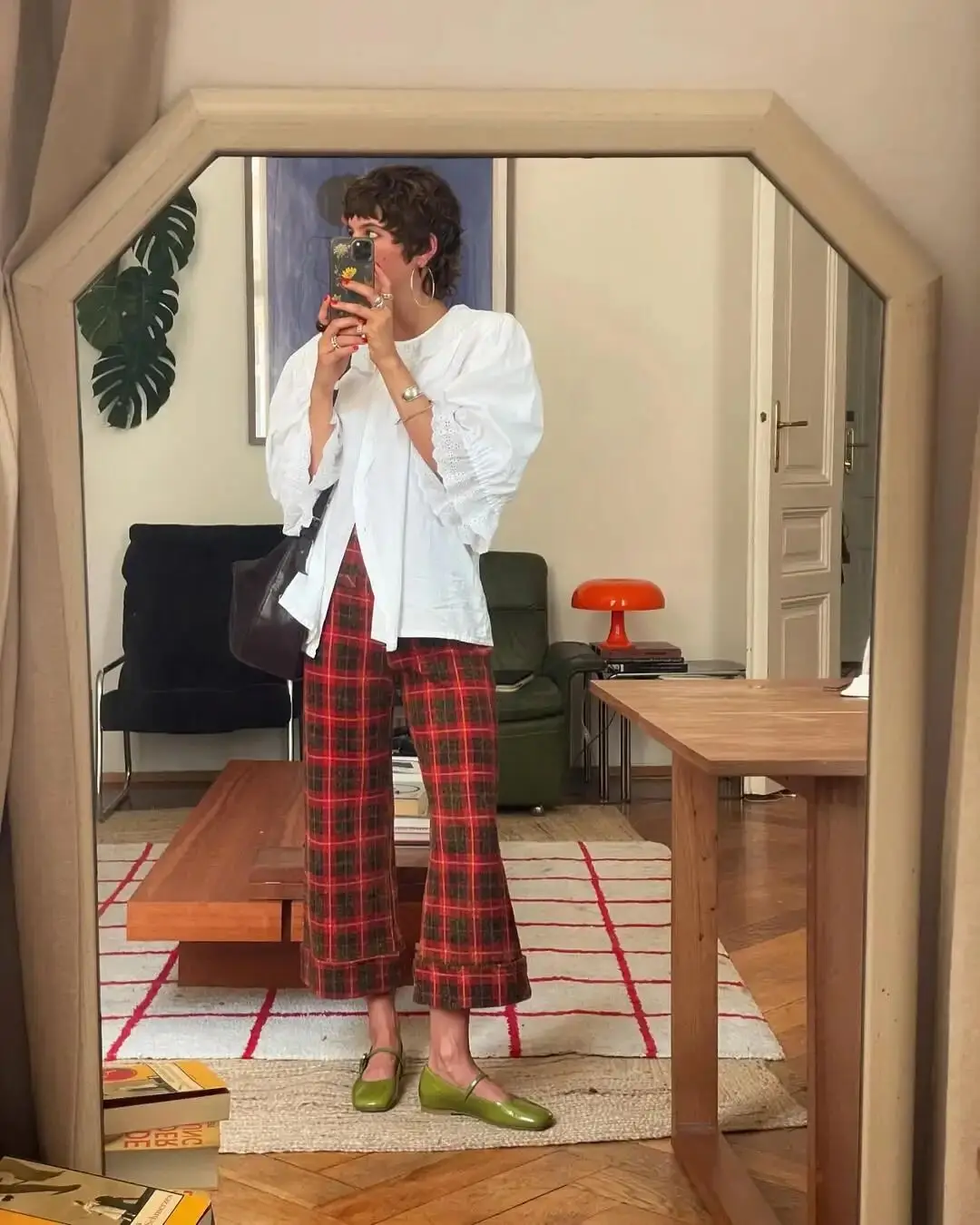 _从素人到涨粉30万，她全靠这些穿搭“小心思”？_从素人到涨粉30万，她全靠这些穿搭“小心思”？