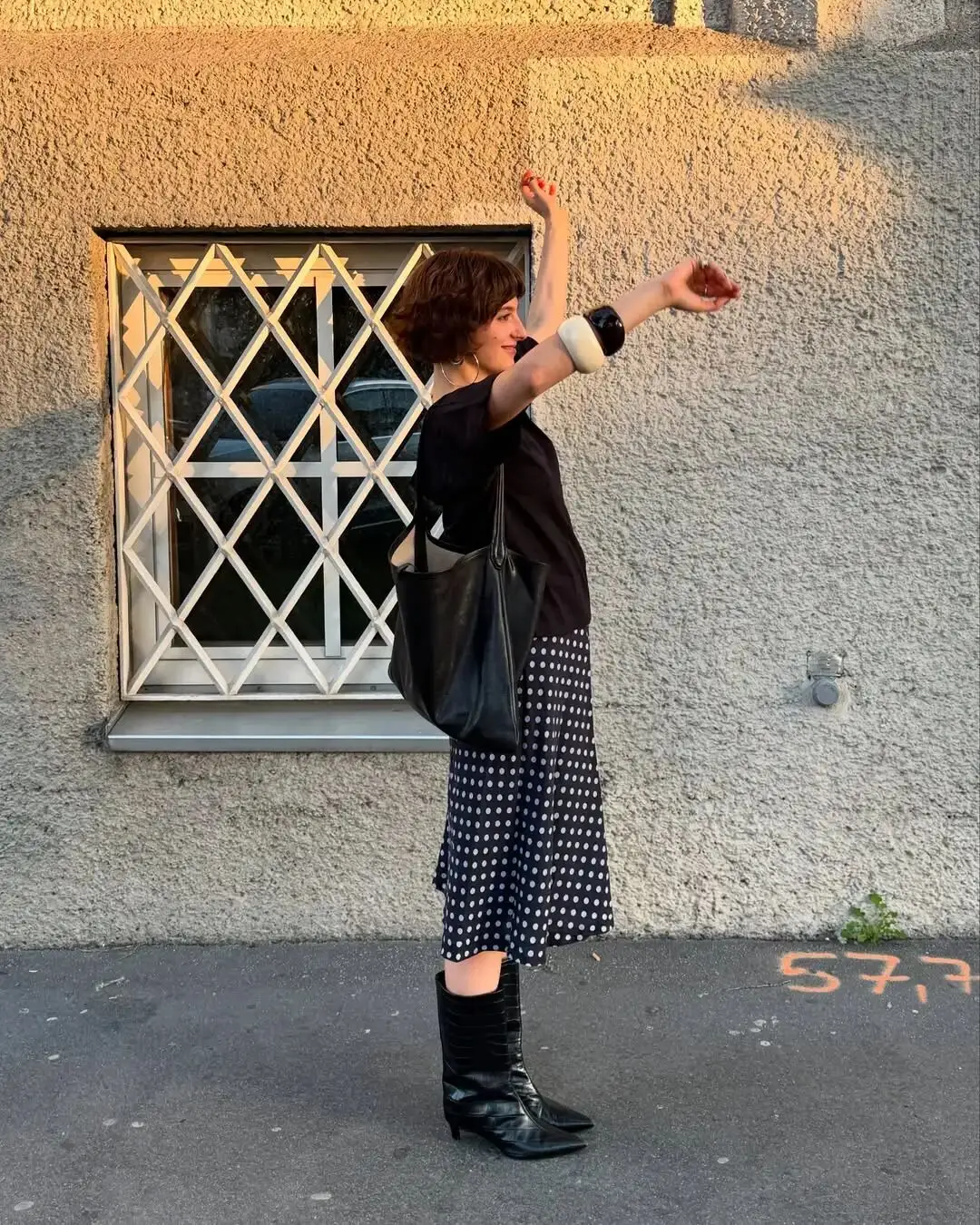 从素人到涨粉30万，她全靠这些穿搭“小心思”？__从素人到涨粉30万，她全靠这些穿搭“小心思”？