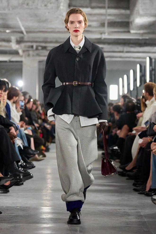 2021春季流行搭配__今年流行的春款