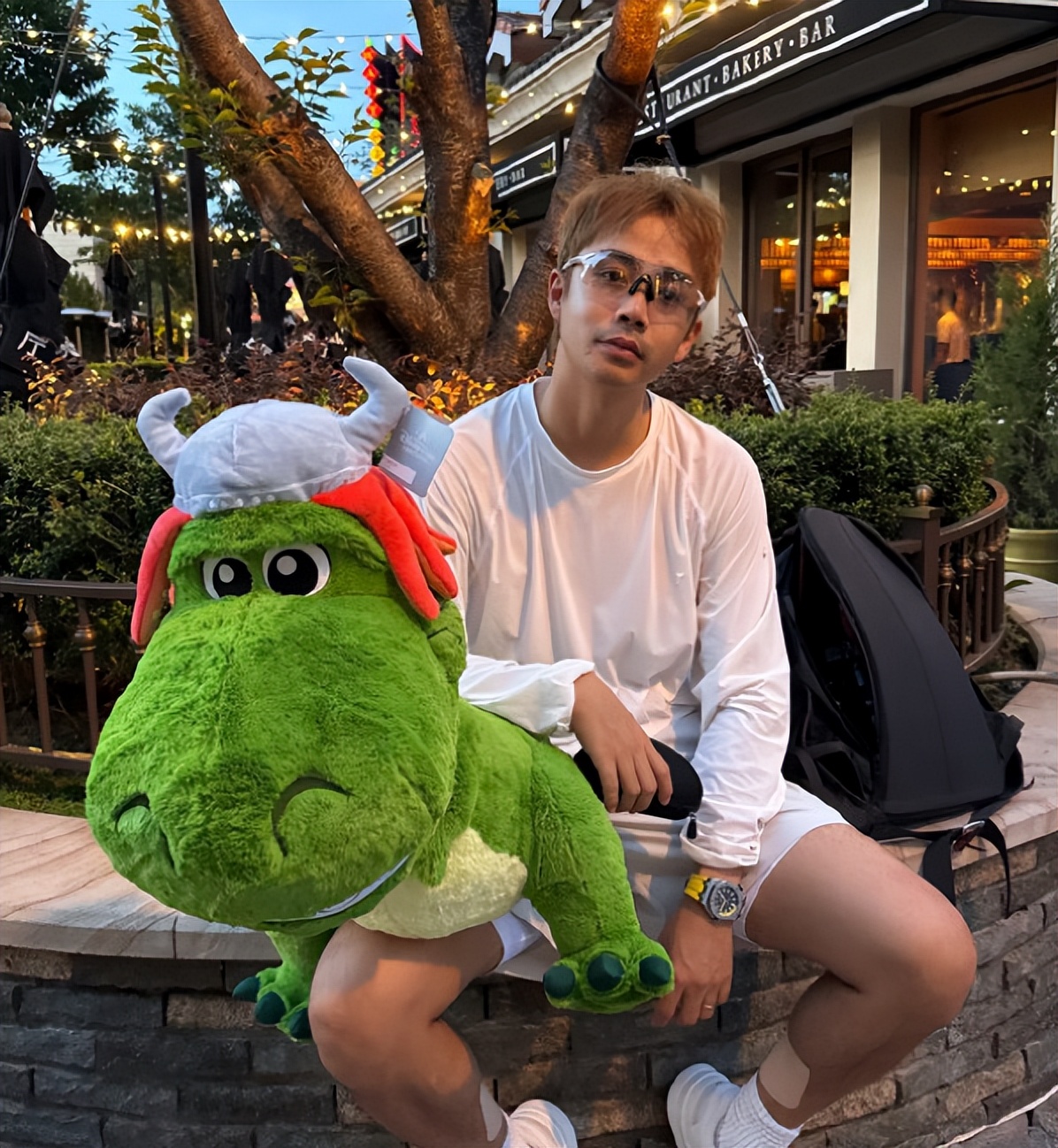 中东难民涌入中国边境__中东难民安置问题