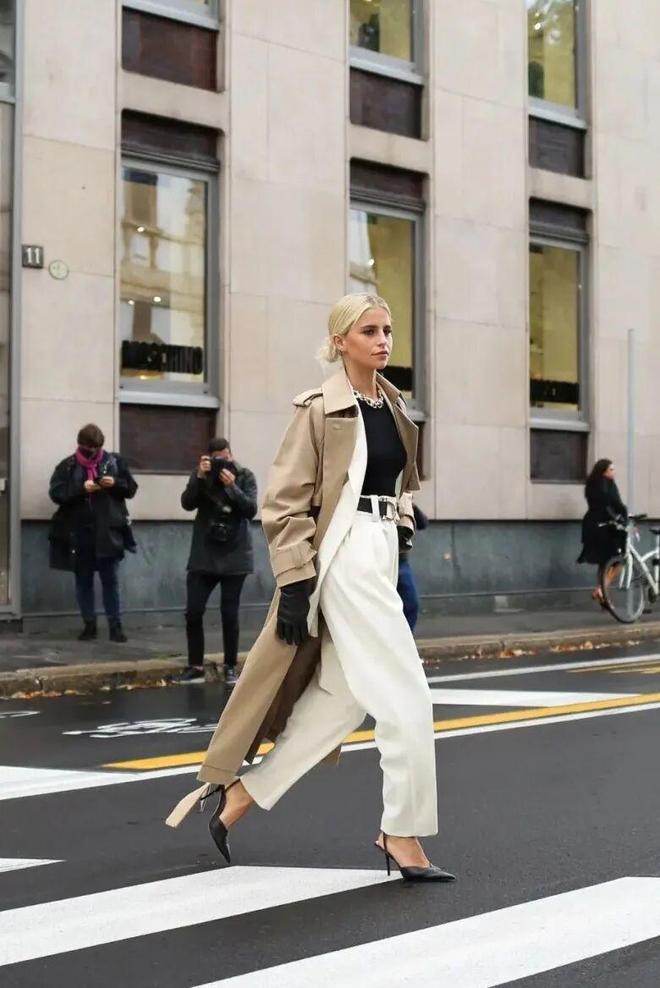 奶茶色显脸白吗显肤色吗_穿奶茶色显白吗_