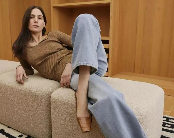 穿奶茶色显白吗_奶茶色显脸白吗显肤色吗_