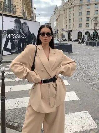 _奶茶色显脸白吗显肤色吗_穿奶茶色显白吗