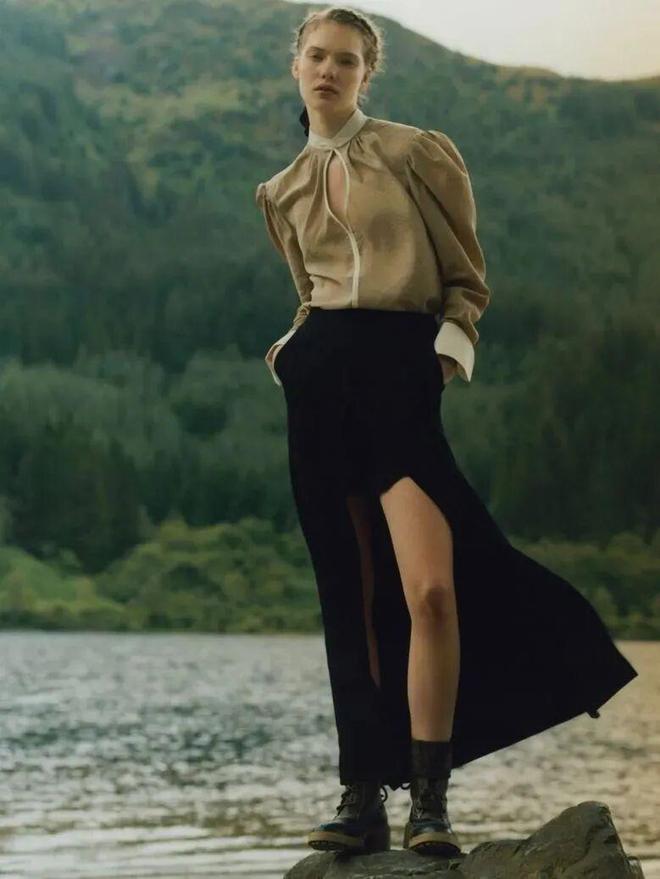 奶茶色显脸白吗显肤色吗_穿奶茶色显白吗_