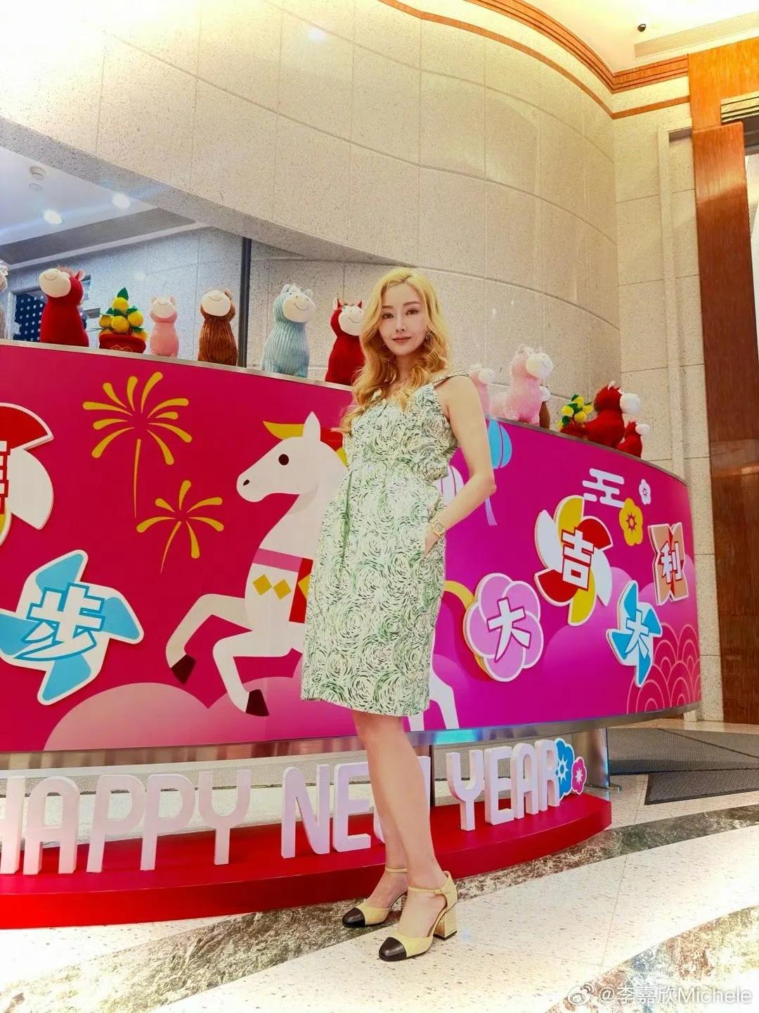 _夸元宵送晒金发漂亮照的句子_如何夸朋友晒的旅游照