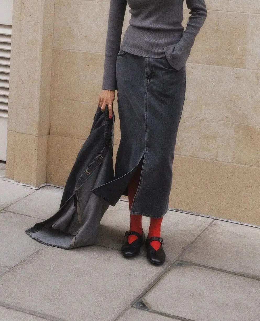 休闲鞋搭裙子__鞋子搭配裙子