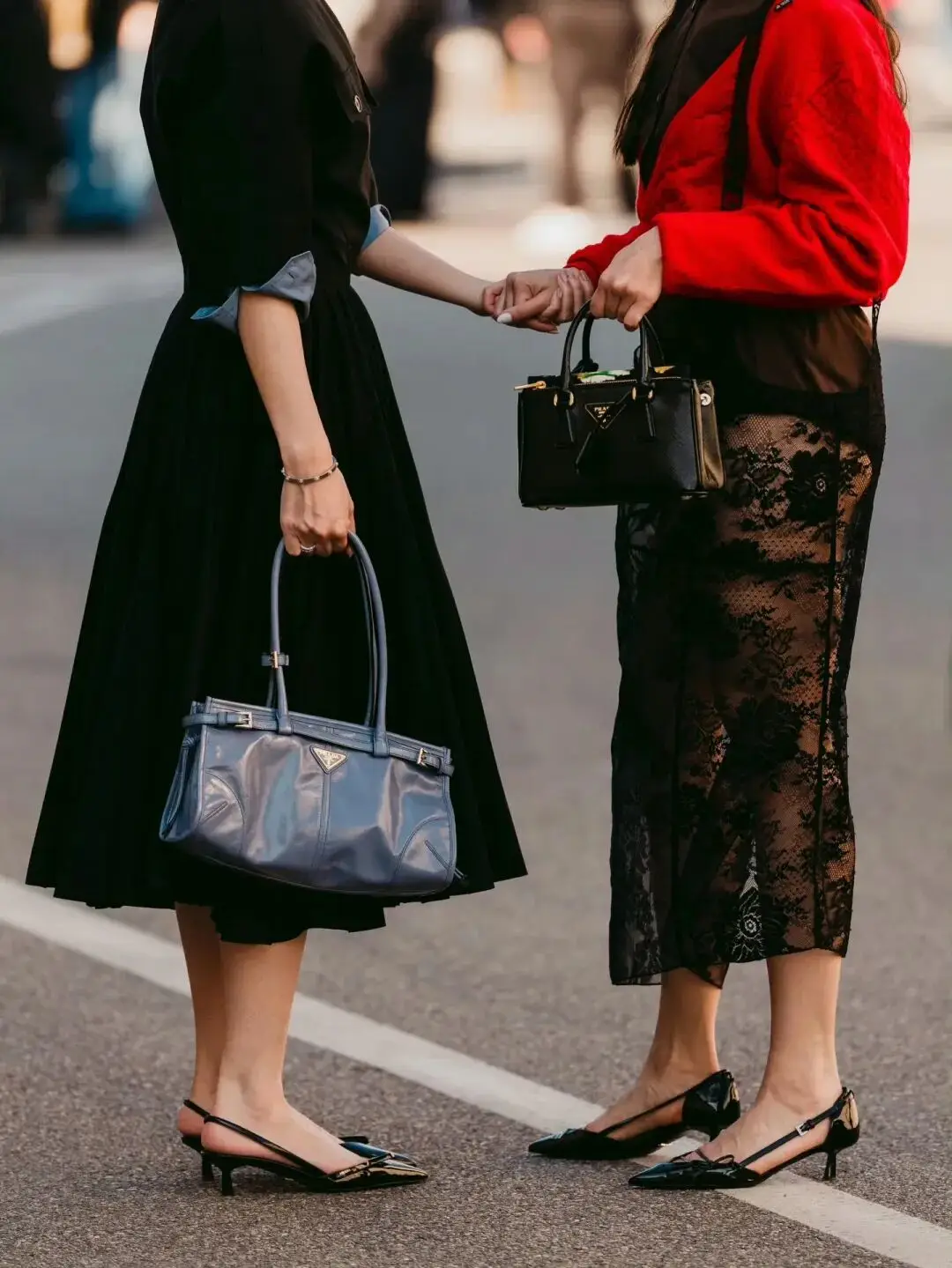 休闲鞋搭裙子__鞋子搭配裙子