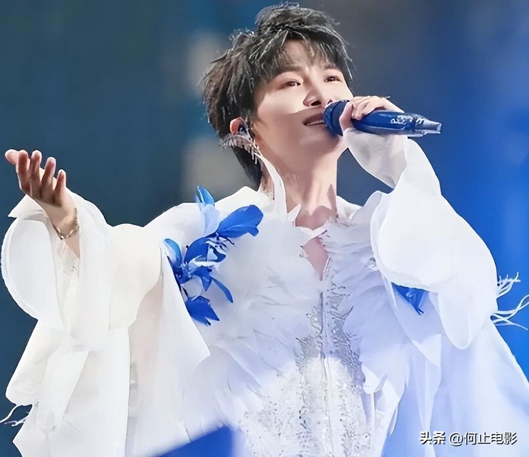 媒宣是做什么__郑恺官宣苗苗产女喜讯