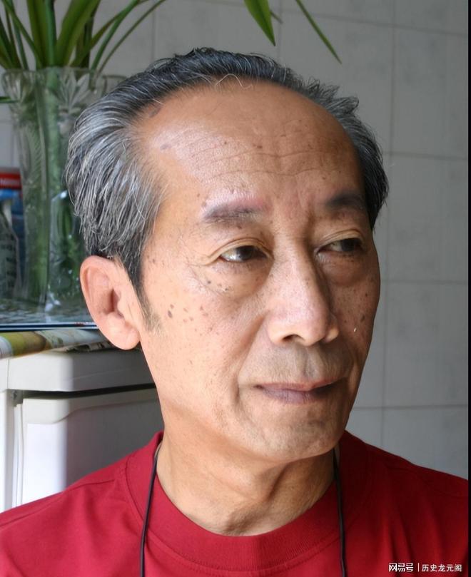 _1990年马绍信饰演林彪亮相后，上边发话“林彪”要换人，这是为何_1990年马绍信饰演林彪亮相后，上边发话“林彪”要换人，这是为何