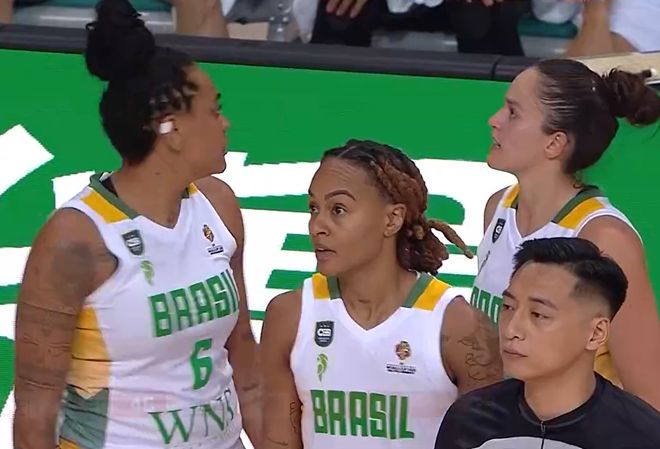 14分钟，砍17分7板！中国女篮冒出一个奇兵，宫鲁鸣收获满满__14分钟，砍17分7板！中国女篮冒出一个奇兵，宫鲁鸣收获满满