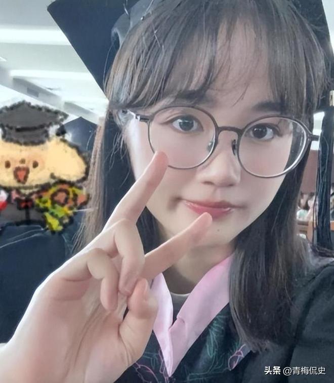 跪爬哭诉女友被杀_女子跪求男友原谅_