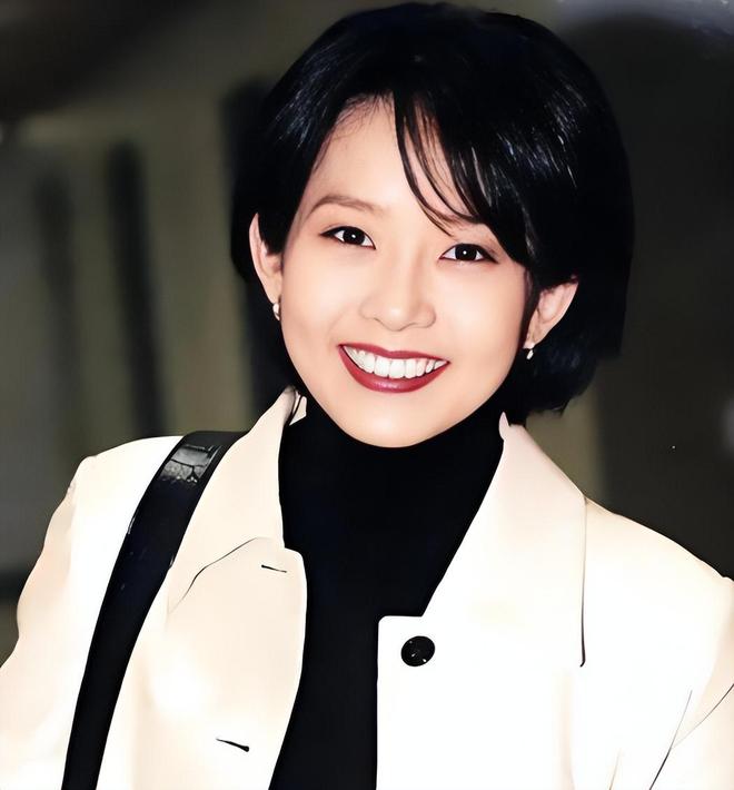 崔真实女儿指控外婆侵占16亿遗产，外婆喊冤枉，哭诉数亿元用光了