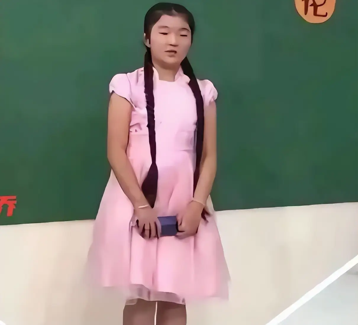 在底线边缘疯狂试探__底线边线在什么位置