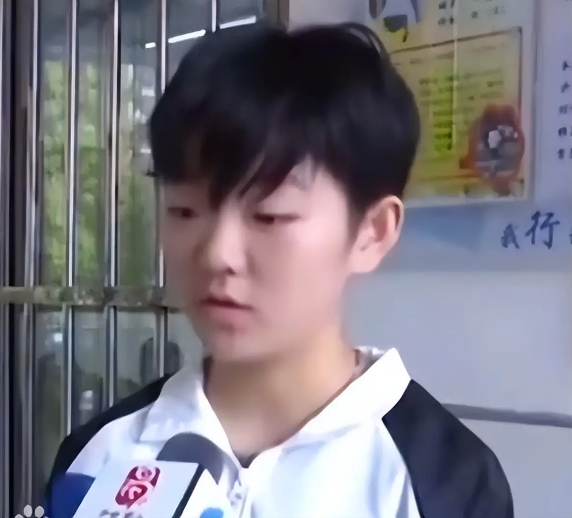 在底线边缘疯狂试探__底线边线在什么位置