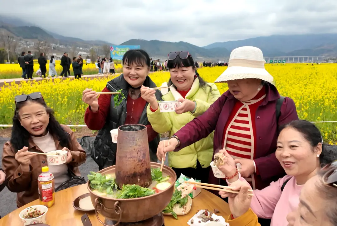 严州中学第七届五月花海__金色花海文化旅游节