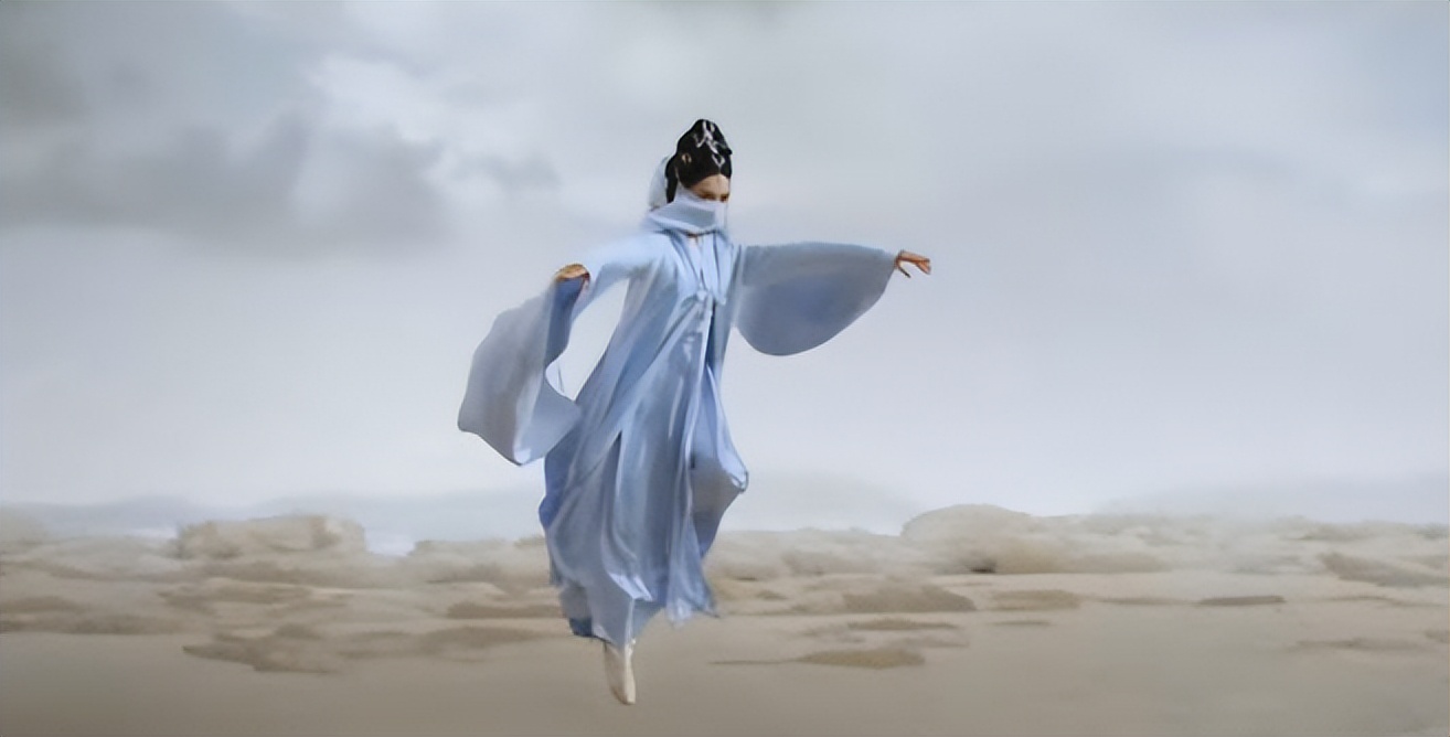 假山假景假脸，《折腰》爆火，打脸多少内娱流水线古装剧_假山假景假脸，《折腰》爆火，打脸多少内娱流水线古装剧_