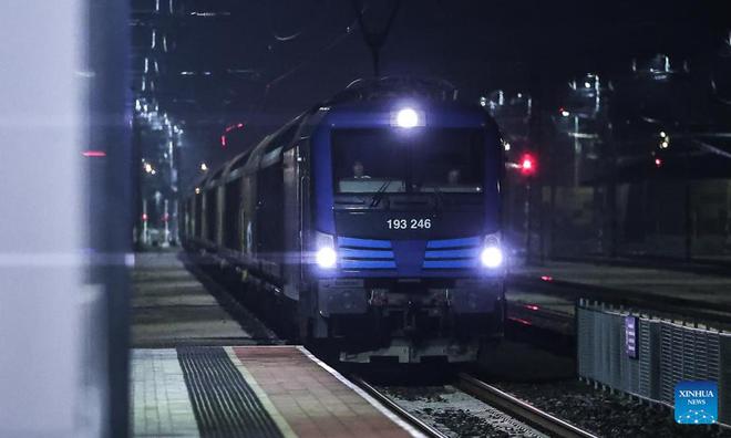 中国高铁进入欧洲的“第一单”，顺利开通