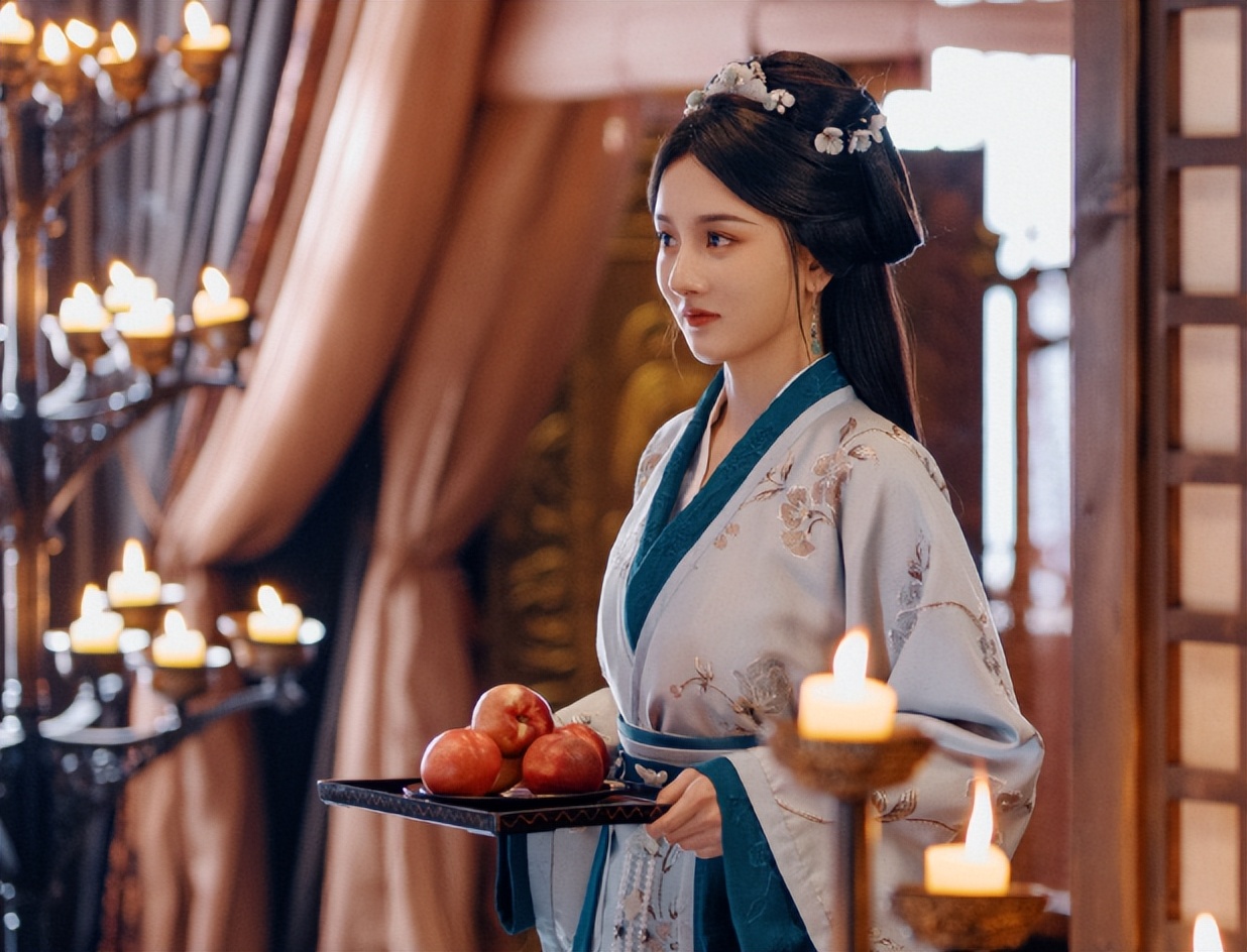 仅播2小时，收视率破2，不愧是你们苦苦盼了两年的权谋剧