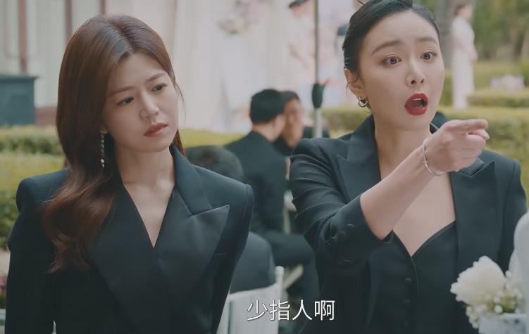 “雌竞”到这份上，内娱终于有救了__“雌竞”到这份上，内娱终于有救了