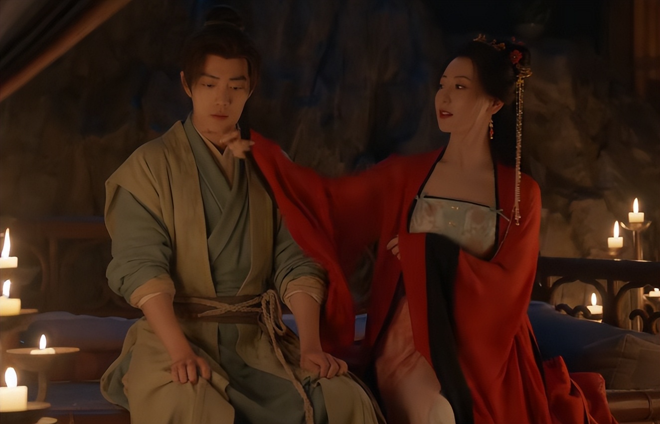 颜值一呆__肖战的一部戏挣多少钱