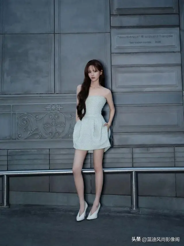 _杨超越签约杨天真_火箭少女杨超越图片