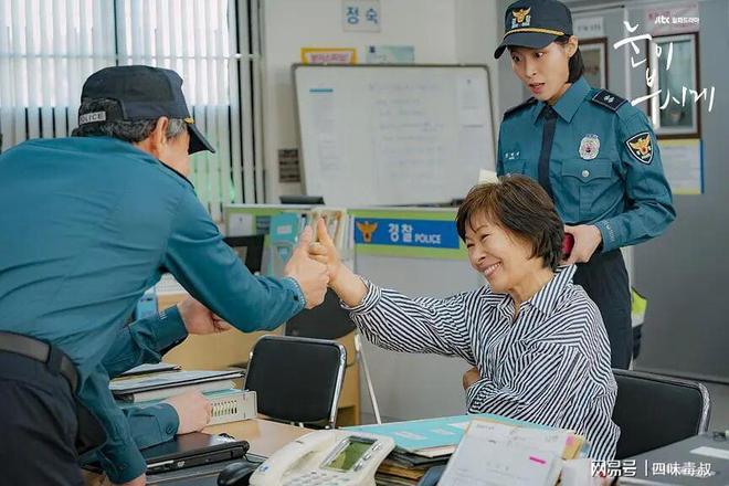 我们为什么对演员“扮嫩”越来越不买账？__我们为什么对演员“扮嫩”越来越不买账？