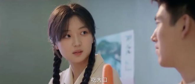 由于有光线什么到我们的眼睛_光线小花_