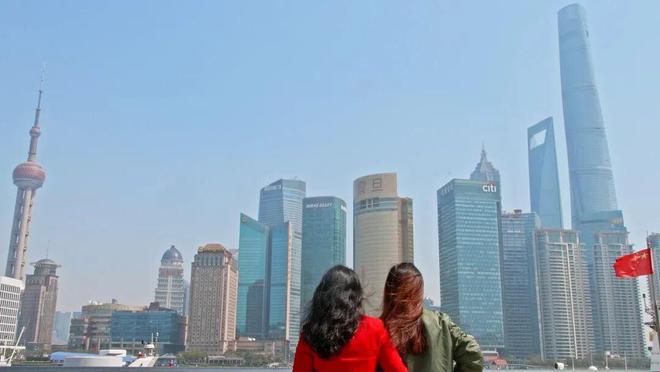 没上恋综却火了，她50岁还是最酷的“上海少女”__没上恋综却火了，她50岁还是最酷的“上海少女”