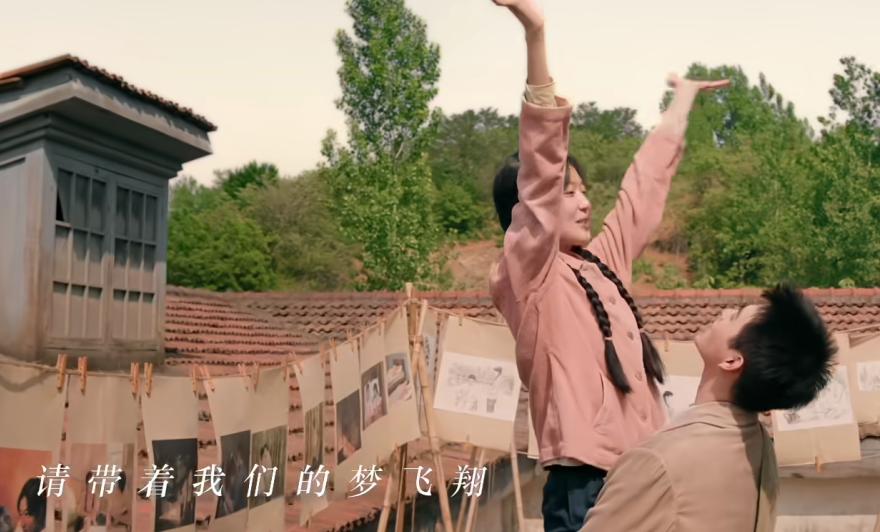 _央视《纯真年代的爱情》开播，连看4集，我要说：央视又淘到宝了_央视《纯真年代的爱情》开播，连看4集，我要说：央视又淘到宝了