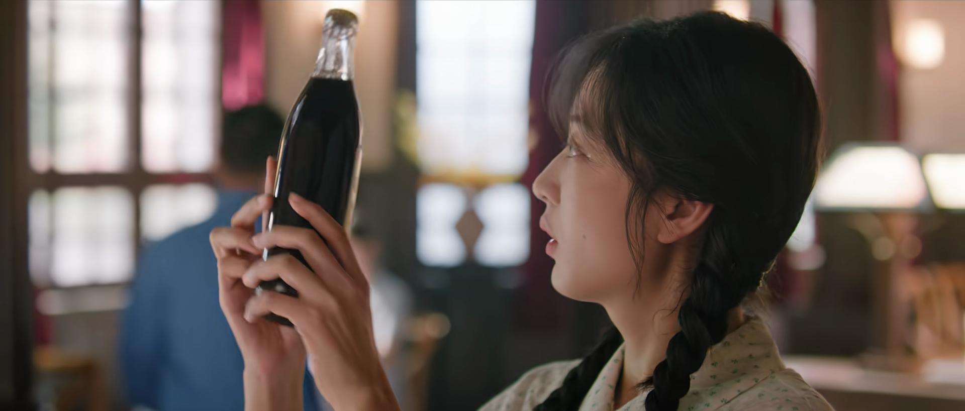 央视《纯真年代的爱情》开播，连看4集，我要说：央视又淘到宝了__央视《纯真年代的爱情》开播，连看4集，我要说：央视又淘到宝了