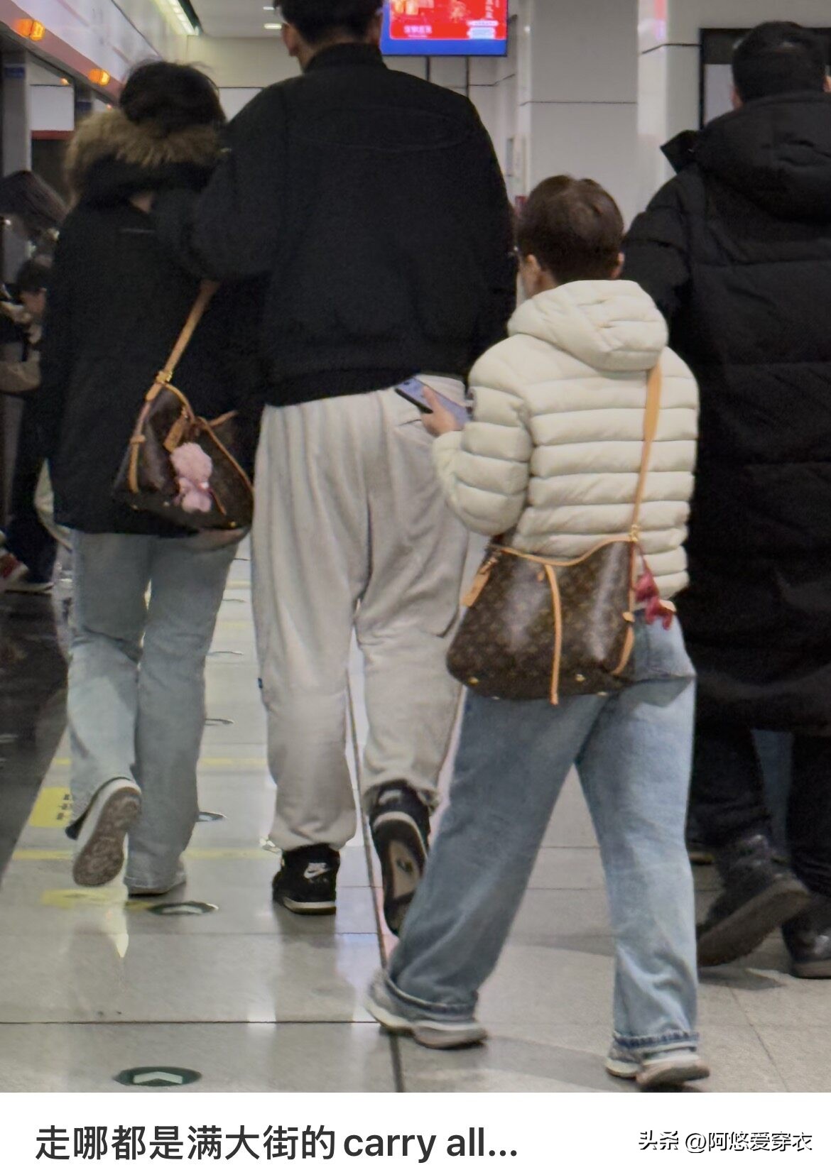 _成都背洋气满街包包没品牌了_成都包包店