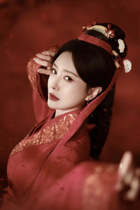 妆容模板__新年妆容