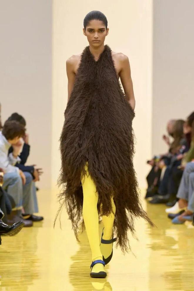 穿出巴黎女人的姿态，要几步？_穿出巴黎女人的姿态，要几步？_