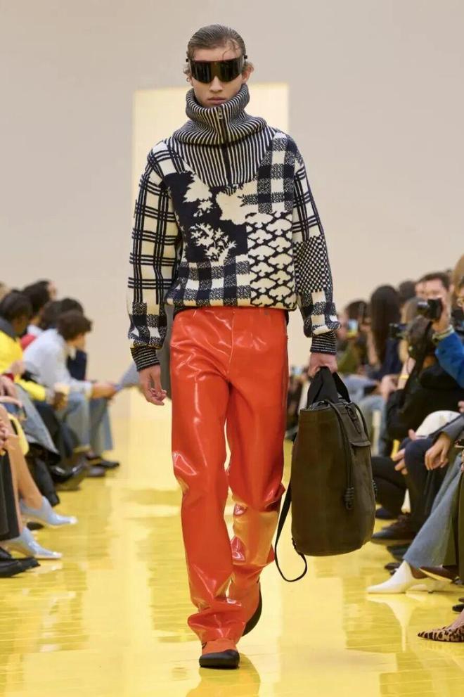 穿出巴黎女人的姿态，要几步？_穿出巴黎女人的姿态，要几步？_