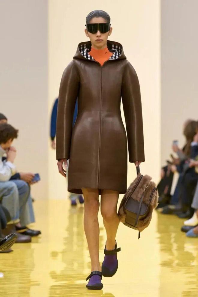 穿出巴黎女人的姿态，要几步？__穿出巴黎女人的姿态，要几步？